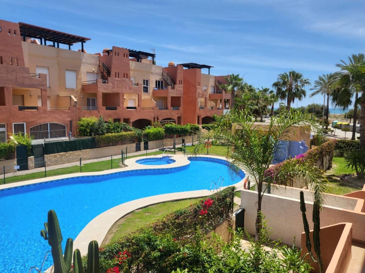 Apartamento Coqueto Con Terraza Y Cerca De La Piscina Comunitaria Y De La Playa! Apartamento Playas de Vera Exterior foto
